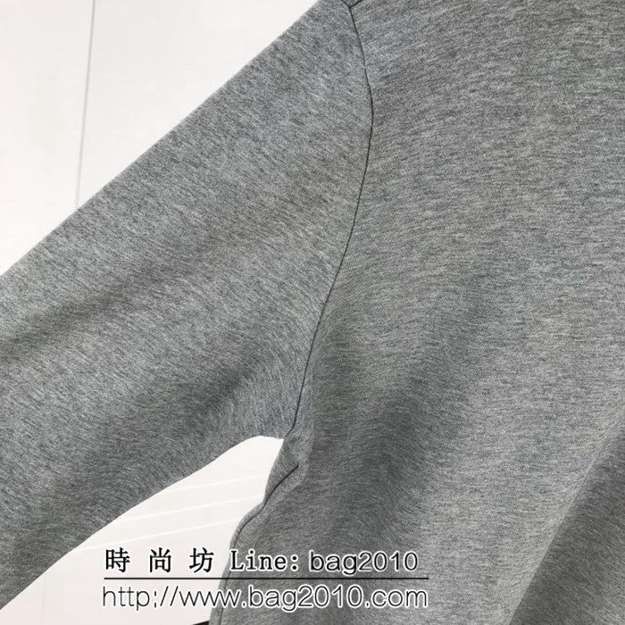 BURBERRY巴寶莉 18ss秋冬新款 小標騎士刺繡 男生純棉毛圈衛衣 簡單百搭款 ydi1823